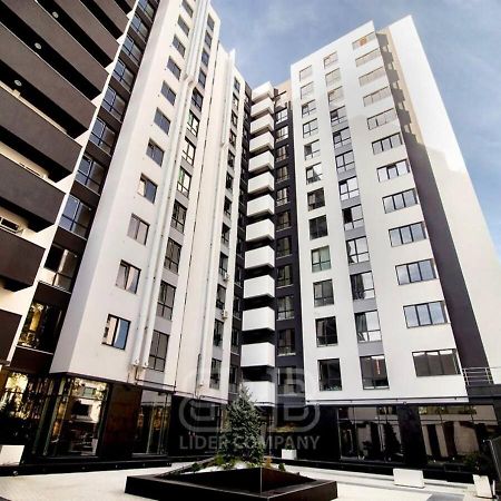 Minimalist Style Apartment With Best Location Chisinau Exterior foto