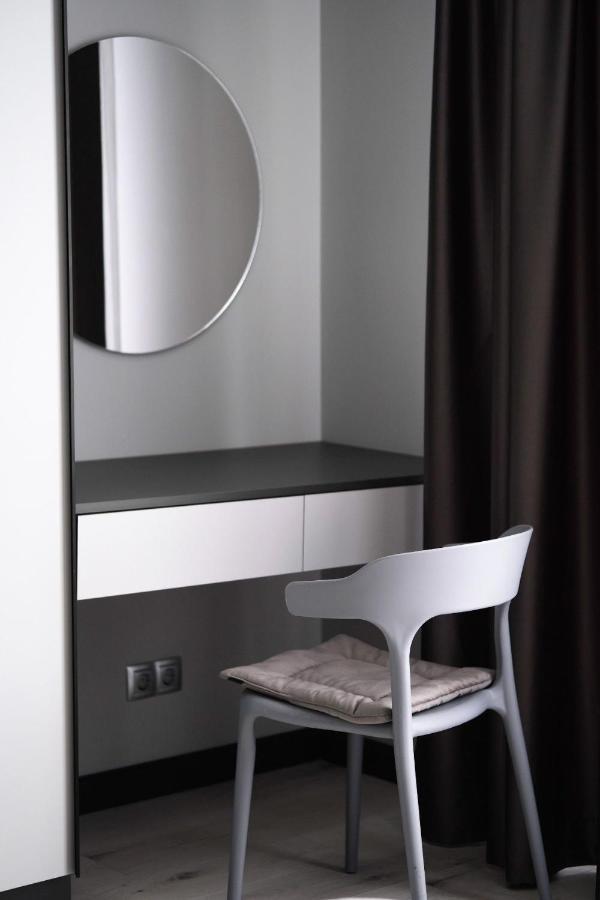 Minimalist Style Apartment With Best Location Chisinau Exterior foto