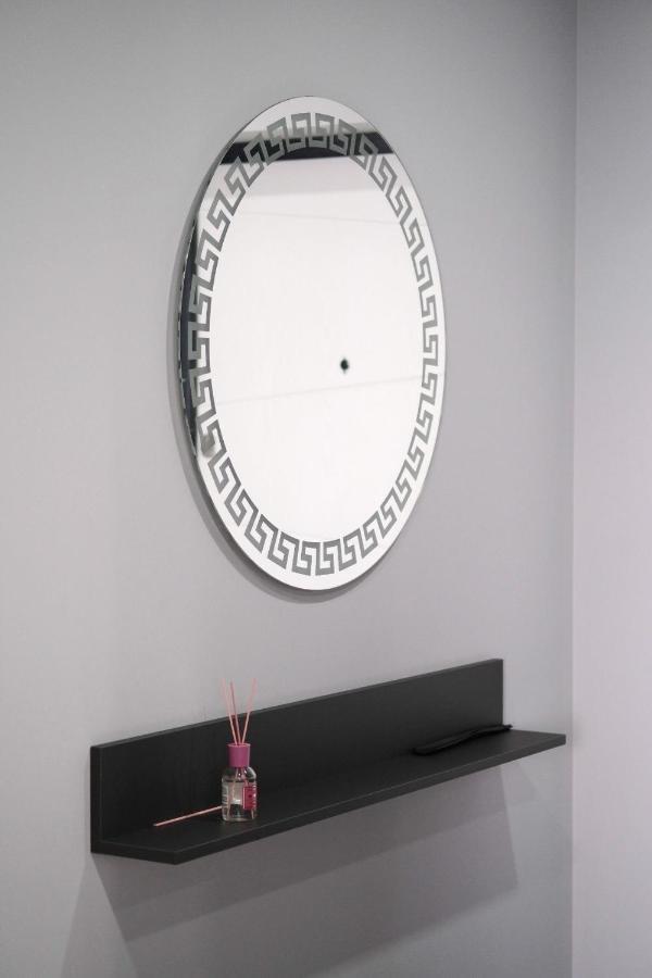 Minimalist Style Apartment With Best Location Chisinau Exterior foto
